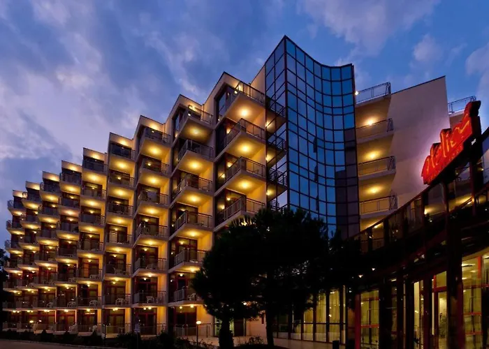 Hotel Stayflex By Helios - Kids Slide - Pools - Ac In The - Ev Station